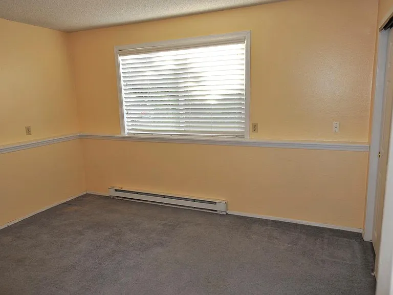 2201 N Spokane St #3 — Photo 14