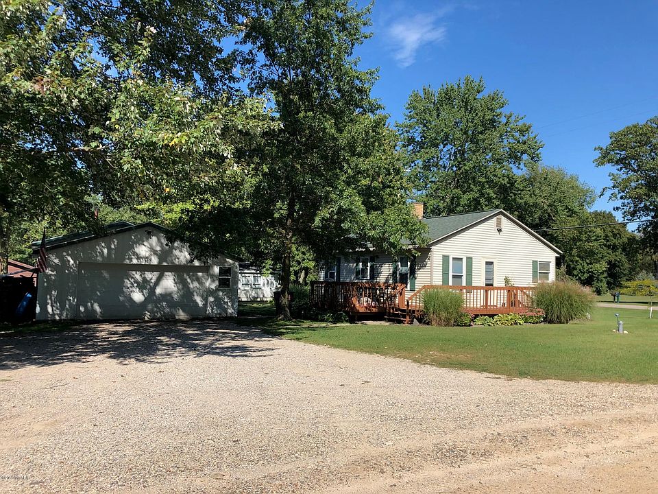 1st image of 6023 72nd Ave