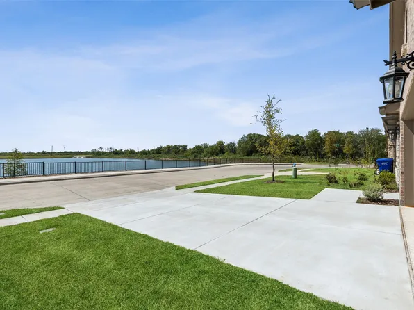 1404 Etosha Dr, Royse City, TX 75189