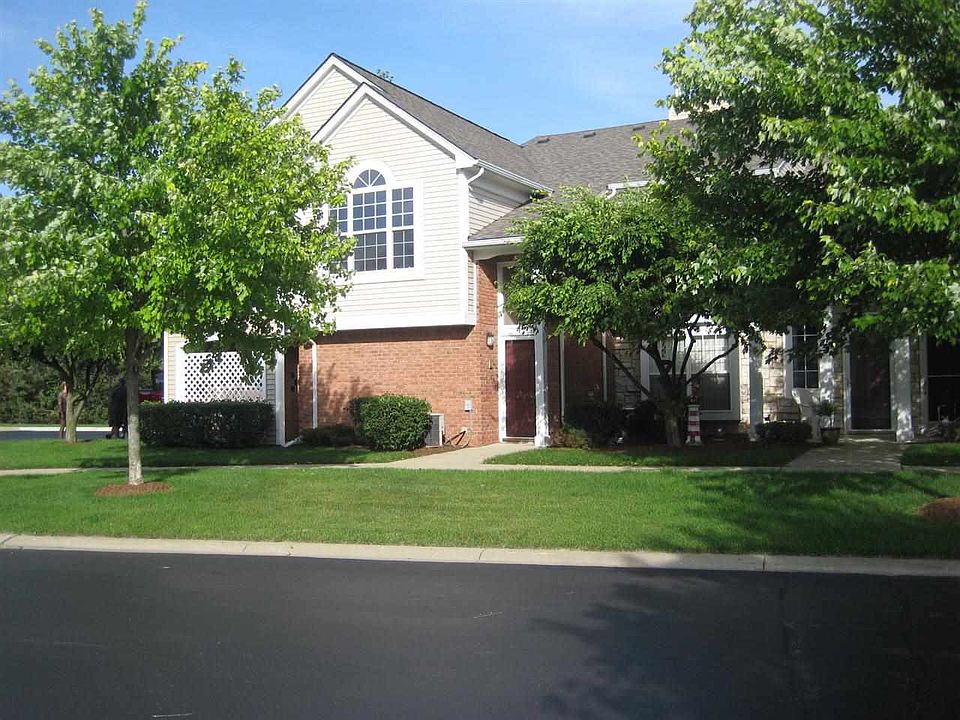 1st image of 56112 Troon Dr N