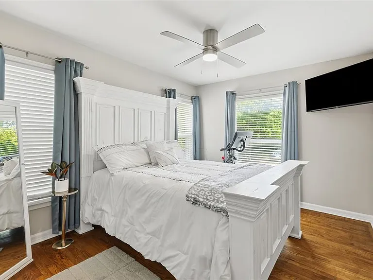 4308 Donnelly Ave — Photo 21