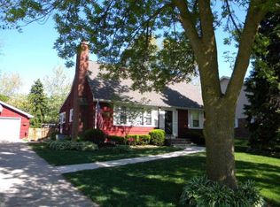 419 Highland Rd, Willowbrook, IL 60527