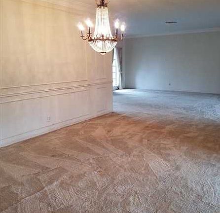 4th image of 3060 NE 43rd St