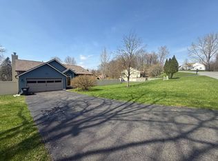 23 Mallards Lndg S, Waterford, NY 12188