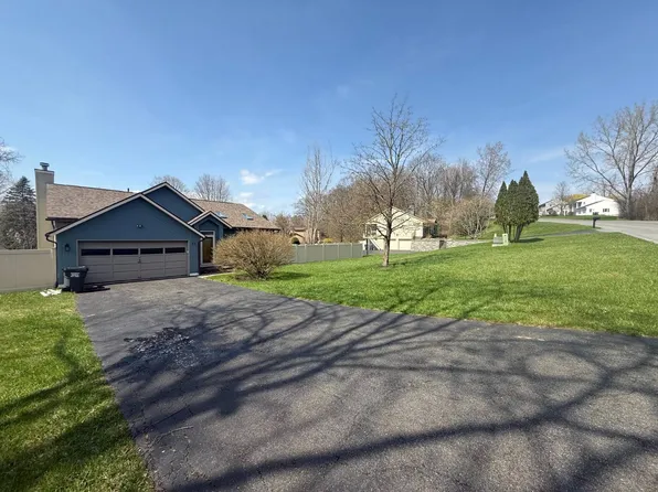 23 Mallards Lndg S, Waterford, NY 12188