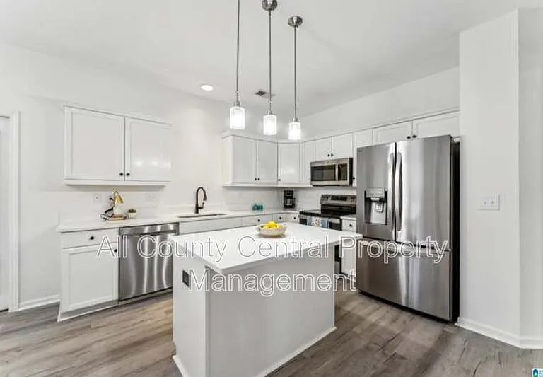 1001 Aronimink Dr — Photo 6