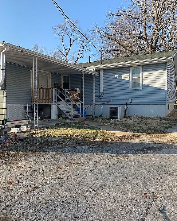 1st image of 7825 Webster Ave