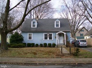 303 W 2nd St, Moorestown, NJ 08057