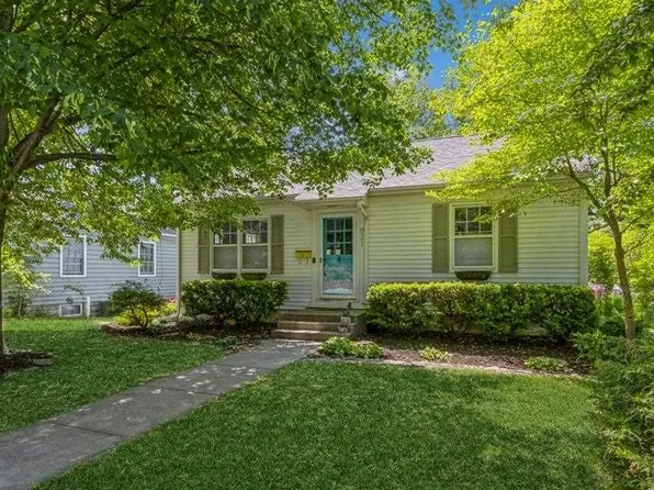 821 Rundell St, Iowa City, IA 52240
