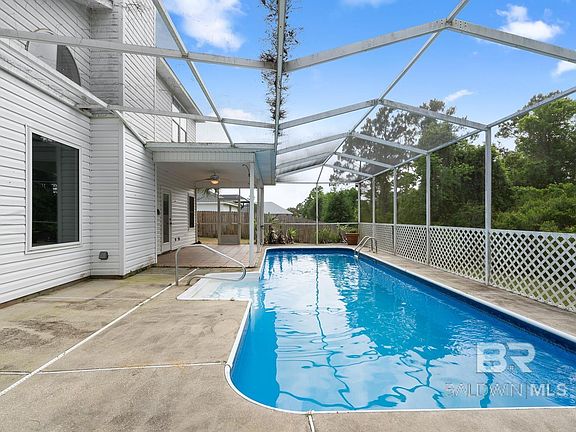 2nd image of 1040 Chandelle Lake Dr