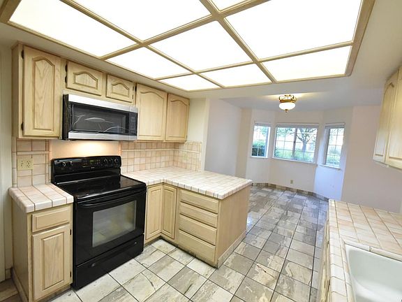 4th image of 1073 Almaden Village Ln