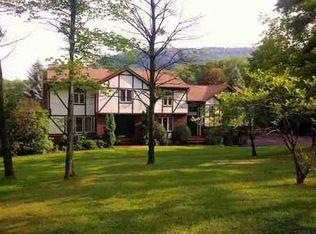 50 Indian Ladder Dr, Altamont, NY 12009