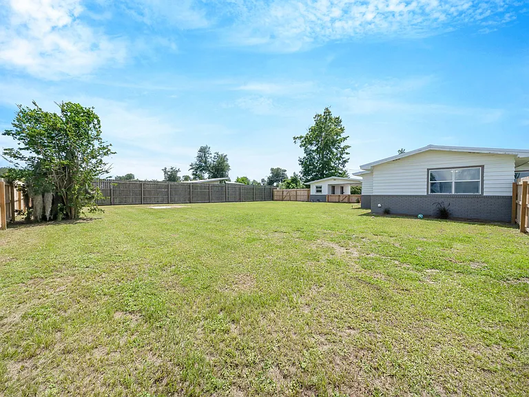 4900 S Lakewood Dr — Photo 39