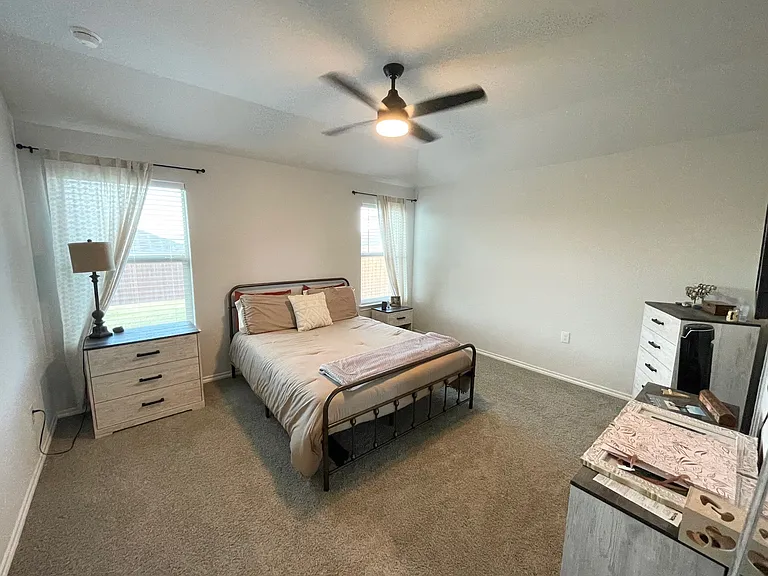 717 White Comb Ln — Photo 16