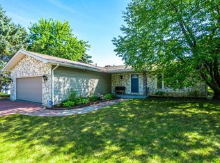 7513 Wright St, Merrillville, IN 46410