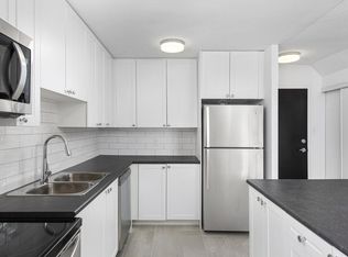 7110 Darcel Avenue, Mississauga, ON L4T 3C5
