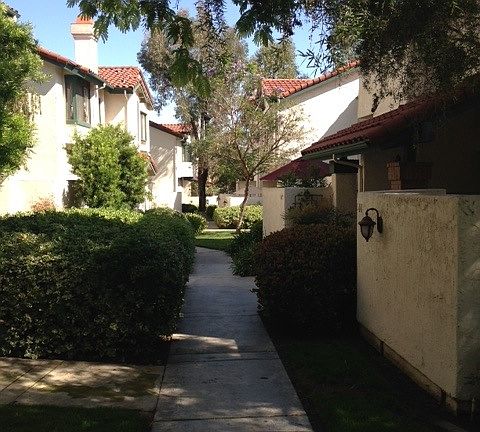2nd image of 1435 Summit Dr