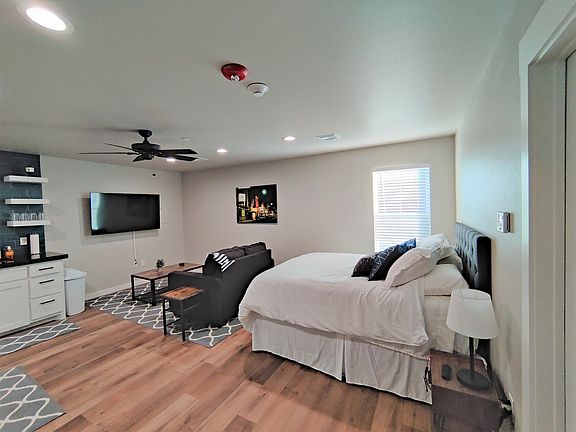 4th image of 218 N Muskogee Ave #2