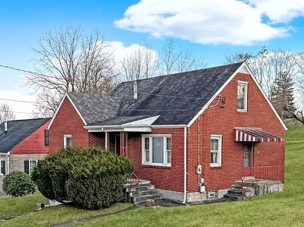112 Valley Way, Weirton, WV 26062