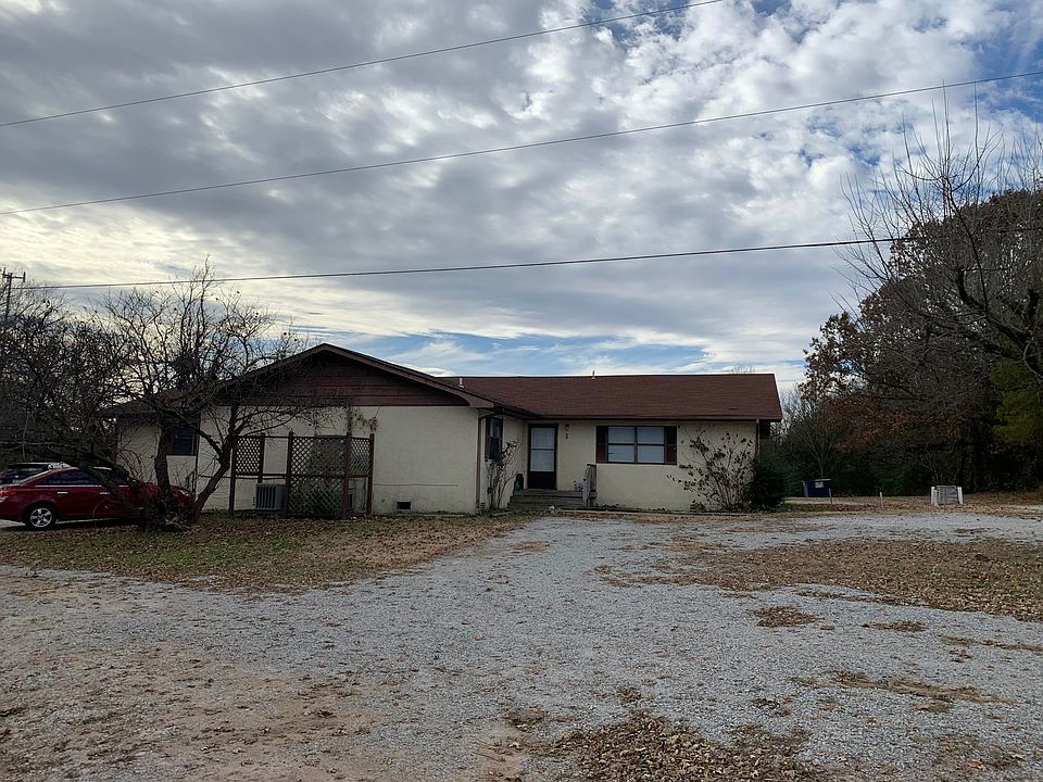 2nd image of 2637 Bunker Rd