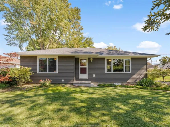 230 Caruhel Dr, Lakeshore, ON N0R 1A0