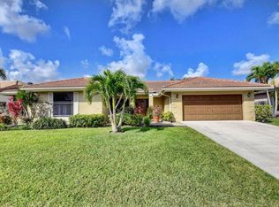11600 Island Lakes Ln, Boca Raton, FL 33498