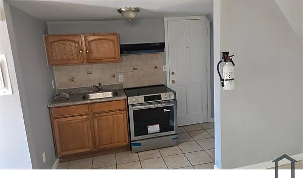 51 Chester Ave #3 — Photo 7