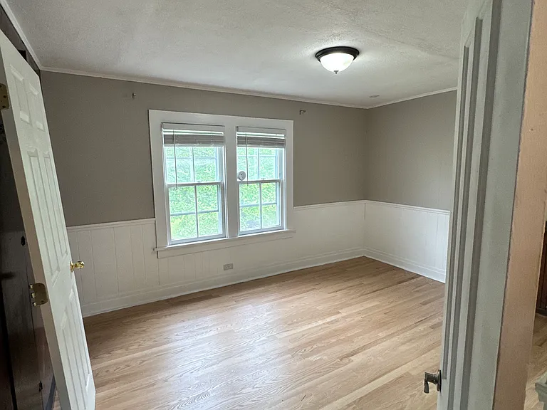 New floor and new paint