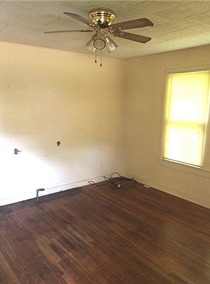 5th image of 2318 Vance Ave