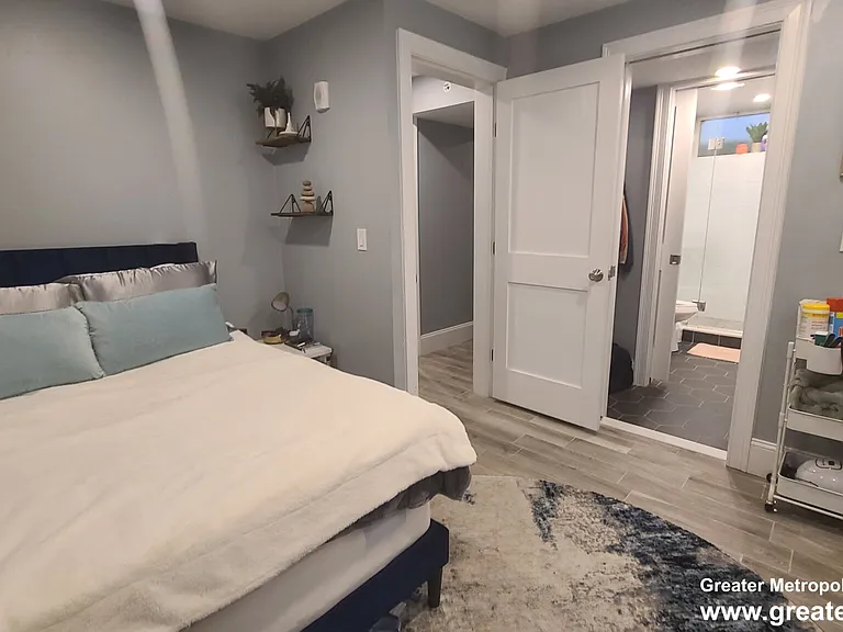 23 Winfield St #3 — Photo 8