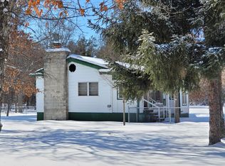 316 S Wakeley Bridge Rd, Grayling, MI 49738