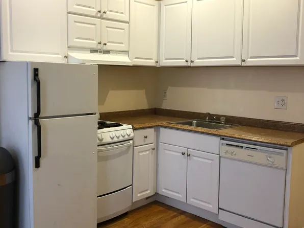 28 Phillips St, Boston, MA