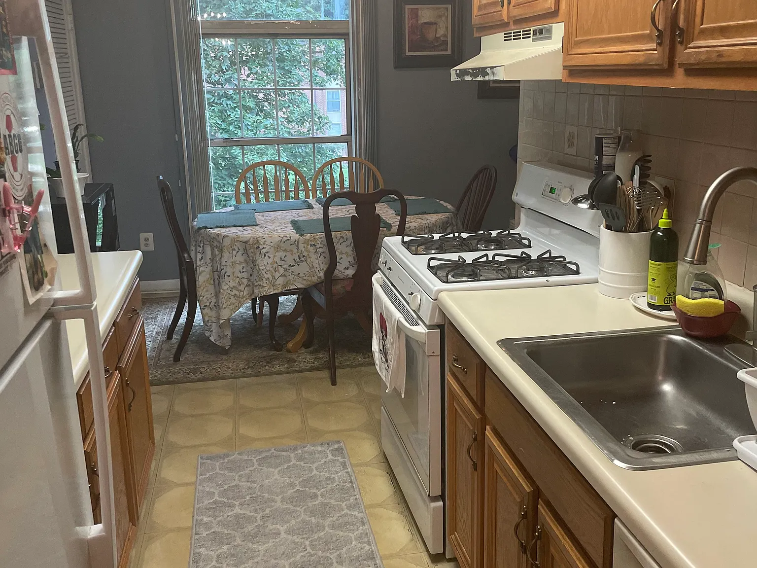 3 bed, 1282 sqft, $2,700 — Photo 4