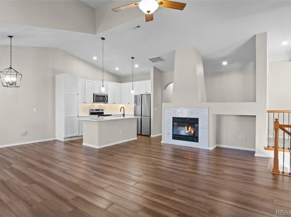 6701 S Versailles Way #105, Aurora, CO 80016