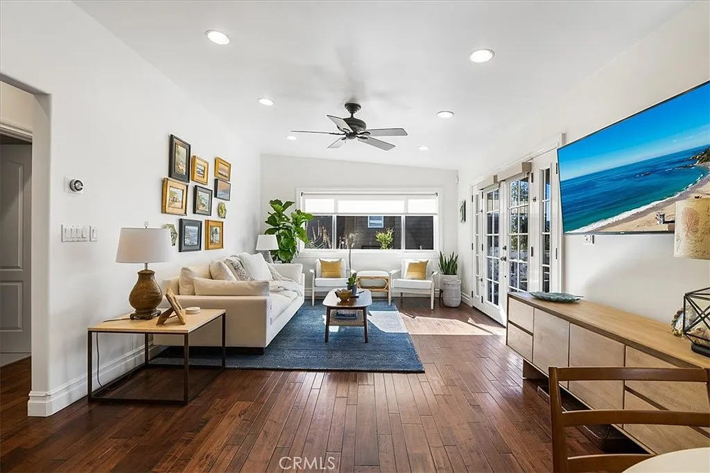 2 bed, 1000 sqft, $8,000 — Photo 4