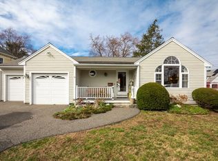 505 Crafts St, Newton, MA 02465