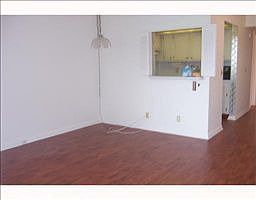 4th image of 8 Northampton A