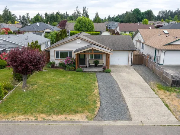 740 Phillips St, Parksville, BC V9P 1A7