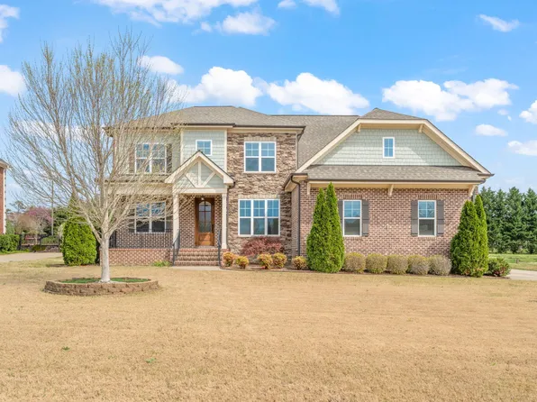 2936 Turning Brook Ln, Raleigh, NC 27616
