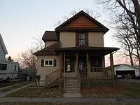 371 Hawthorne St photo 1