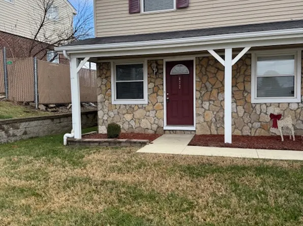 622 Yale Blvd #1, Saint Charles, MO 63301