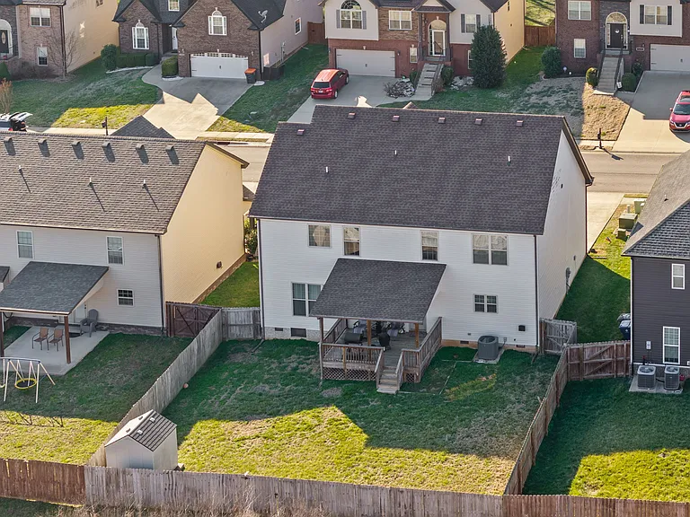 3747 Windmill Dr — Photo 35