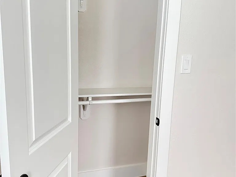5924 Honeysuckle Dr — Photo 23