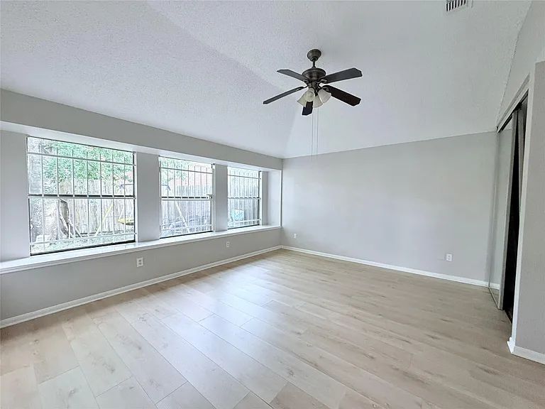 13535 Gaby Virbo Dr — Photo 20