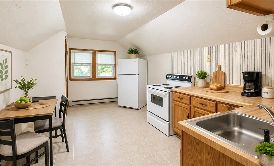 109 Green Hill Pkwy #2