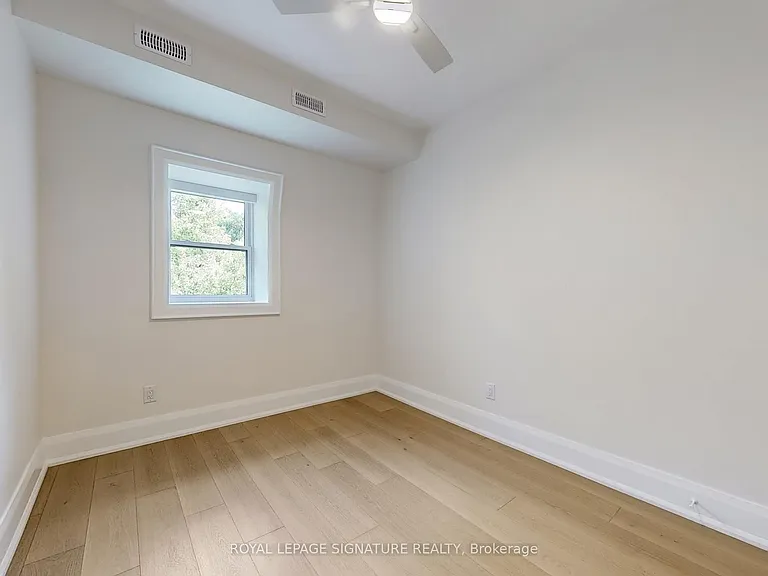 28 Beaconsfield Ave #3 — Photo 21