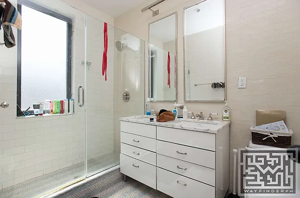 Rented by OGI Management | media 34