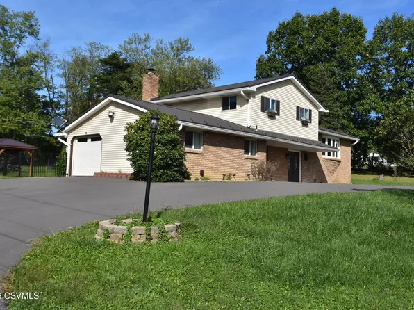 148 Penn Ave, Elysburg, PA 17824