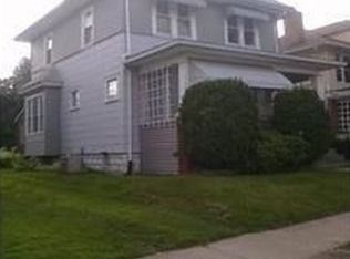 425 Spruce Ave, Sharon, PA 16146