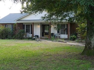 2099 Saint Johns Church Rd NE, Conover, NC 28613